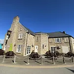 Pearl & Spice Hideaways - 2 Two Bedroom Nearby - Part Of The The Bay Filey Village With Pool, Gym And Direct Access, Pub, Restaurant, Tennis And Meadows Walks