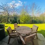 Pearl & Spice Hideaways - 2 Two Bedroom Nearby - Part Of The The Bay Filey Village With Pool, Gym And Direct Access, Pub, Restaurant, Tennis And Meadows Walks * Reighton