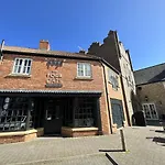 Tatil Evi Pearl & Spice Hideaways - 2 Two Bedroom Nearby - Part Of The The Bay Filey Village With Pool, Gym And Direct Access, Pub, Restaurant, Tennis And Meadows Walks Reighton