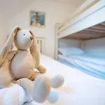 Pearl & Spice Hideaways - 2 Two Bedroom Nearby - Part Of The The Bay Filey Village With Pool, Gym And Direct Access, Pub, Restaurant, Tennis And Meadows Walks Tatil Evi