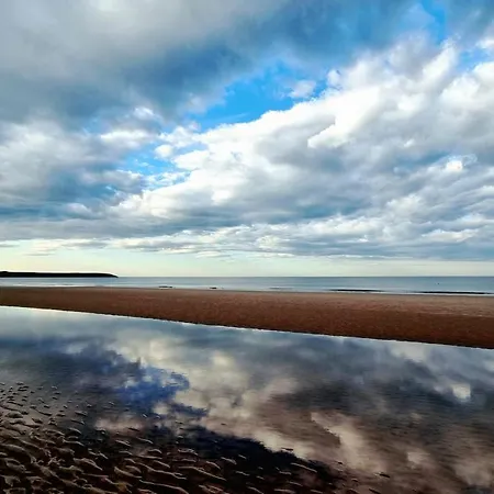 Prázdninový dům Pearl & Spice Hideaways - 2 Two Bedroom Nearby - Part Of The The Bay Filey Village With Pool, Gym And Direct Access, Pub, Restaurant, Tennis And Meadows Walks *