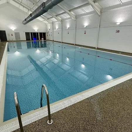 Pearl & Spice Hideaways - 2 Two Bedroom Nearby - Part Of The The Bay Filey Village With Pool, Gym And Direct Access, Pub, Restaurant, Tennis And Meadows Walks Prázdninový dům *