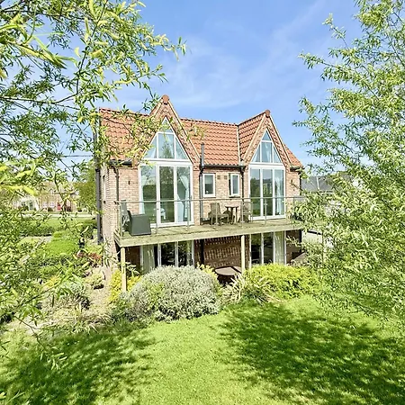 Tatil Evi Pearl & Spice Hideaways - 2 Two Bedroom Nearby - Part Of The The Bay Filey Village With Pool, Gym And Direct Access, Pub, Restaurant, Tennis And Meadows Walks Reighton